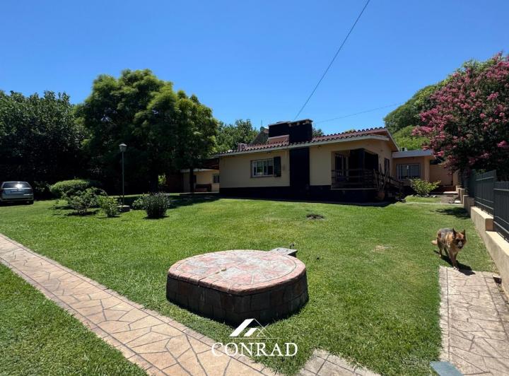 Casa · 175m² · 6 Ambientes · 1 Cochera