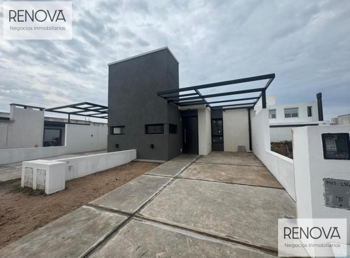 Casa · 99m² · 4 Ambientes · 1 Cochera