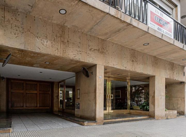 Departamento · 238m² · 6 Ambientes · 1 Cochera