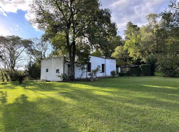 Casa · 250m² · 6 Ambientes