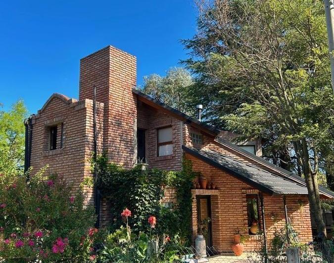 Casa · 146m² · 4 Ambientes · 1 Cochera