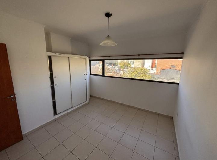 Departamento · 48m² · 3 Ambientes · 1 Cochera