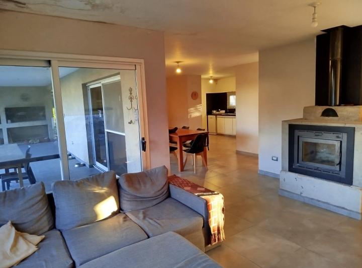 Casa · 233m² · 5 Ambientes