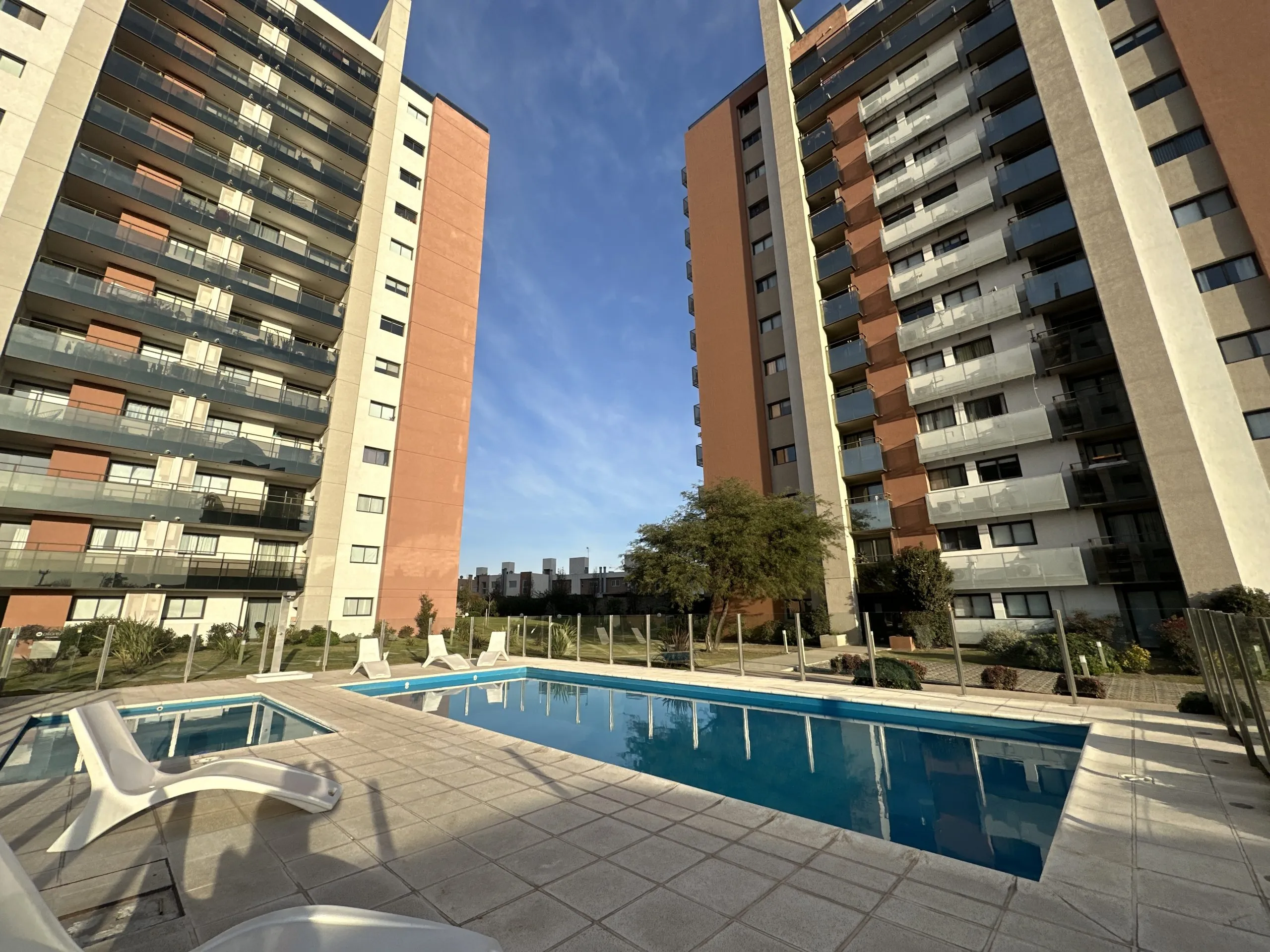 Viví en Manantiales! Dos dormitorios, Balcon con Asador y Seguridad!