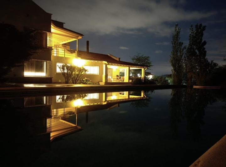 Casa · 395m² · 5 Ambientes