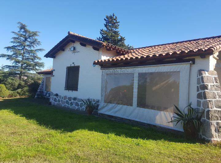 Casa · 280m² · 4 Ambientes · 1 Cochera
