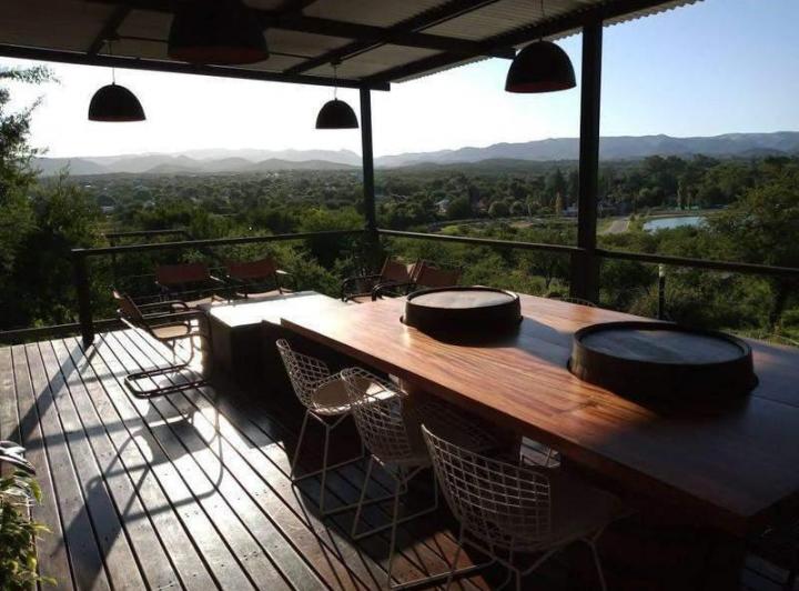 Casa · 330m² · 6 Ambientes