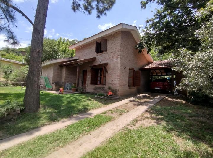 Casa · 150m² · 4 Ambientes · 1 Cochera