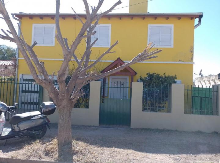 Casa · 150m² · 6 Ambientes · 1 Cochera