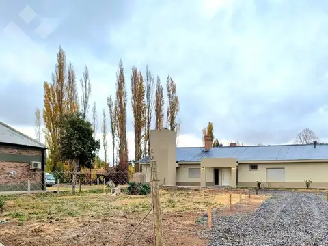 Casa en Alquiler en Centenario, Confluencia