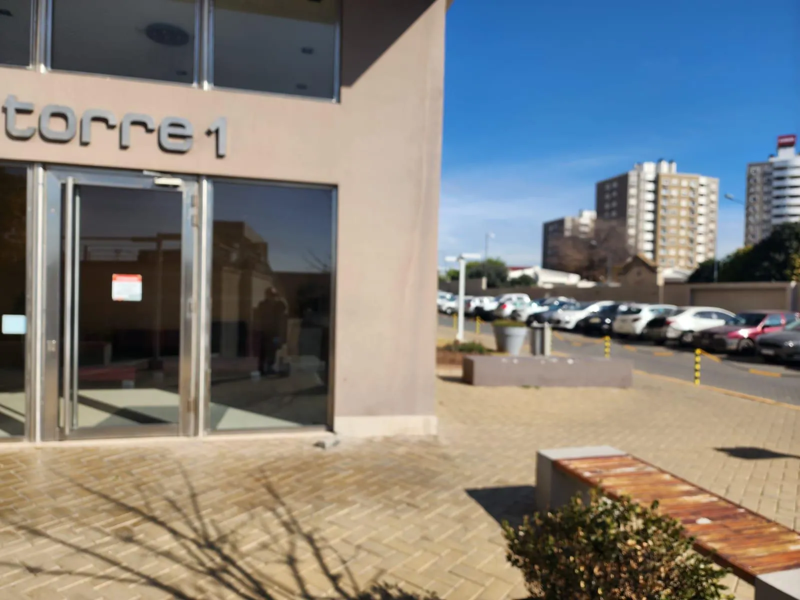 SE ALQUILA IMPECABLE DPTO UN DORM COMPLEJO TERRA FORTE 2