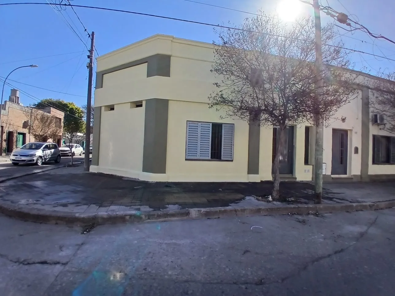 Suipacha a 1 cuadra de Bulnes