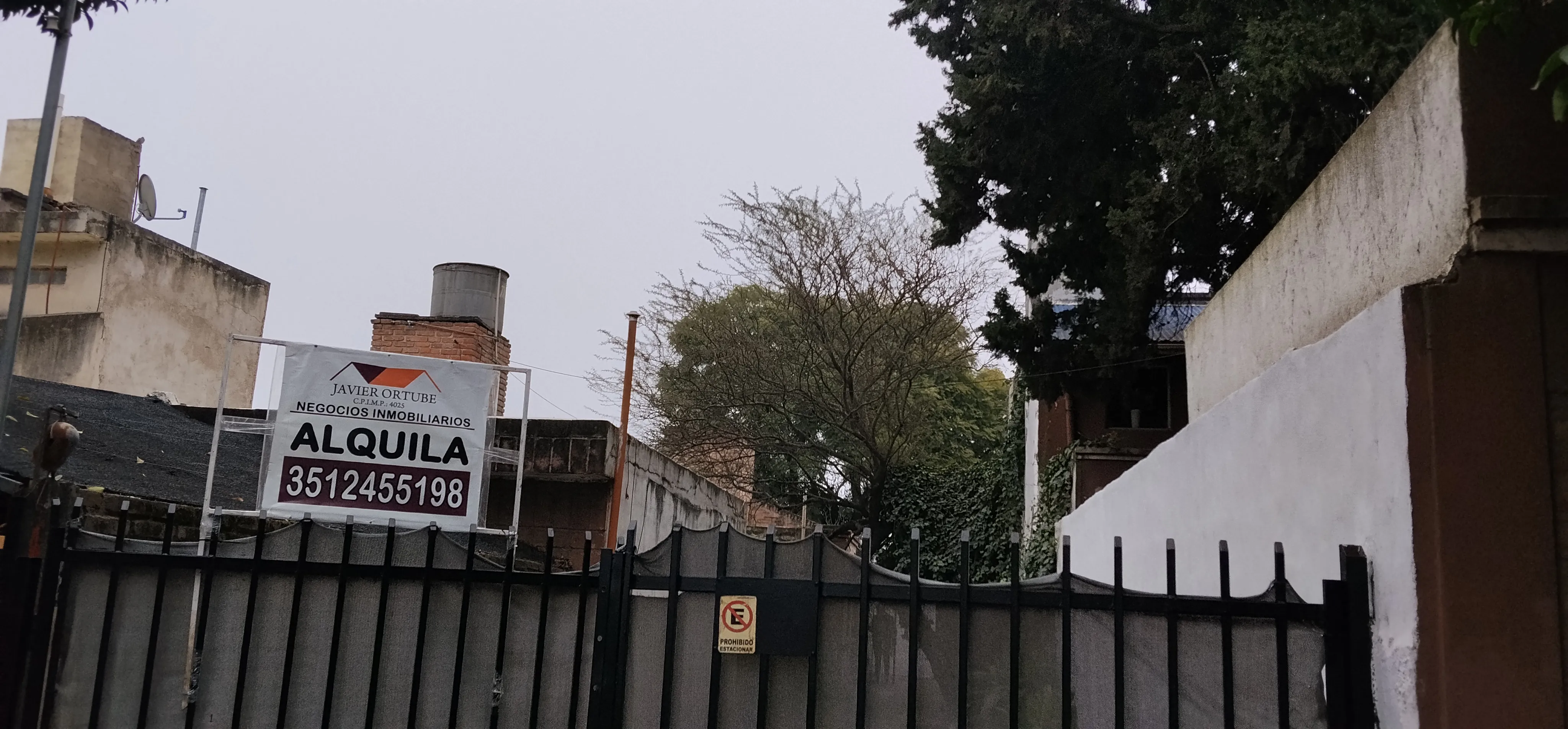 EXCELENTE PH - Cochera - 2 Patios - 1 dorm - SIN EXPENSAS