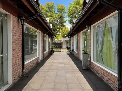 Local en Venta en Funes, Rosario