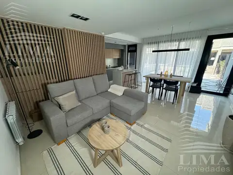 Casa en Venta en Fisherton, Rosario