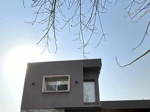 Casa en Venta en Fisherton, Rosario
