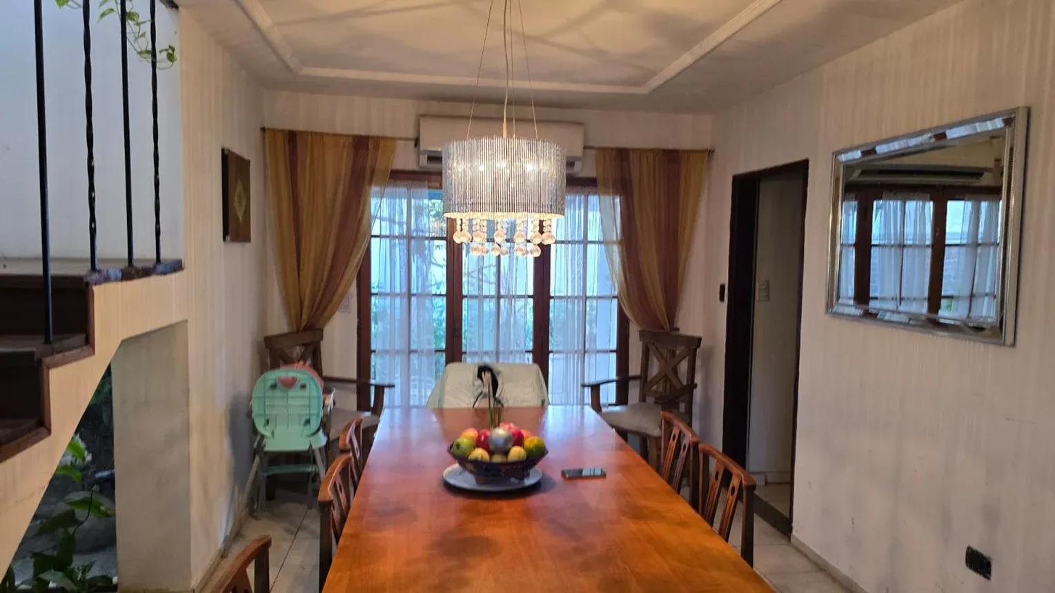 CASA Vº BELGRANO CORDOBA 4 DORMITORIOS PILETA PARQUE QUINCHO COCHERA DOBLE APTA CREDITO BANCO PRIVADO CORDOBA VENTA