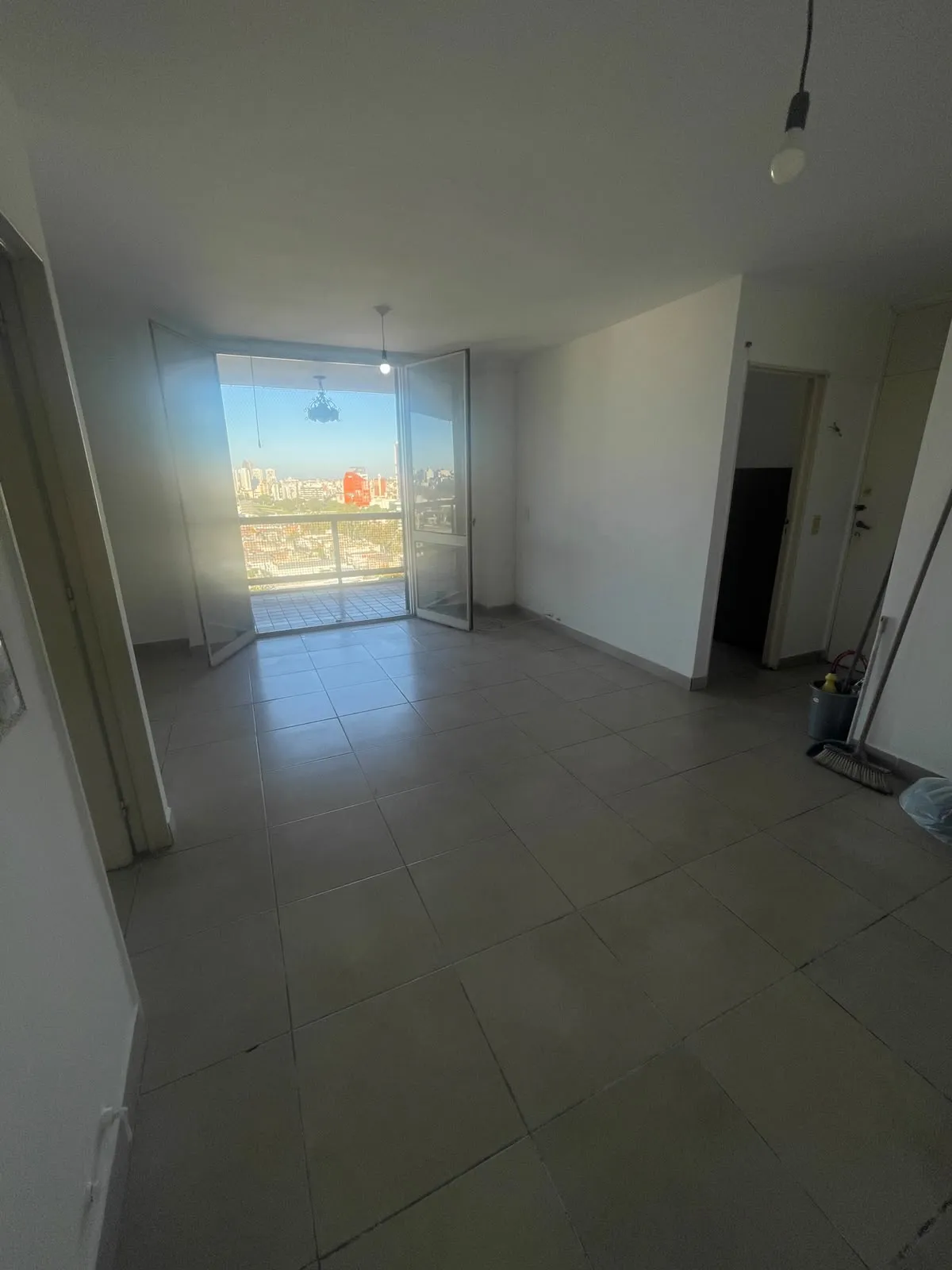 DEPARTAMENTO 2 DORMITORIOS EN COMPLEJO CERRADO CON SEGURIDAD EXCELENTE VISTA Y OPORTUNIDAD