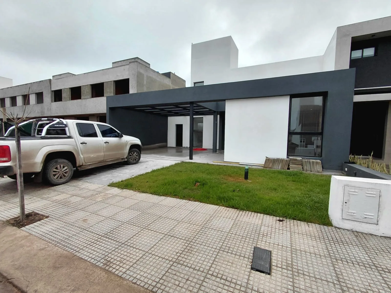 ALQUILO - CASA 3 DORMITORIOS - CAMPO CHICO - O'Higgins 7500