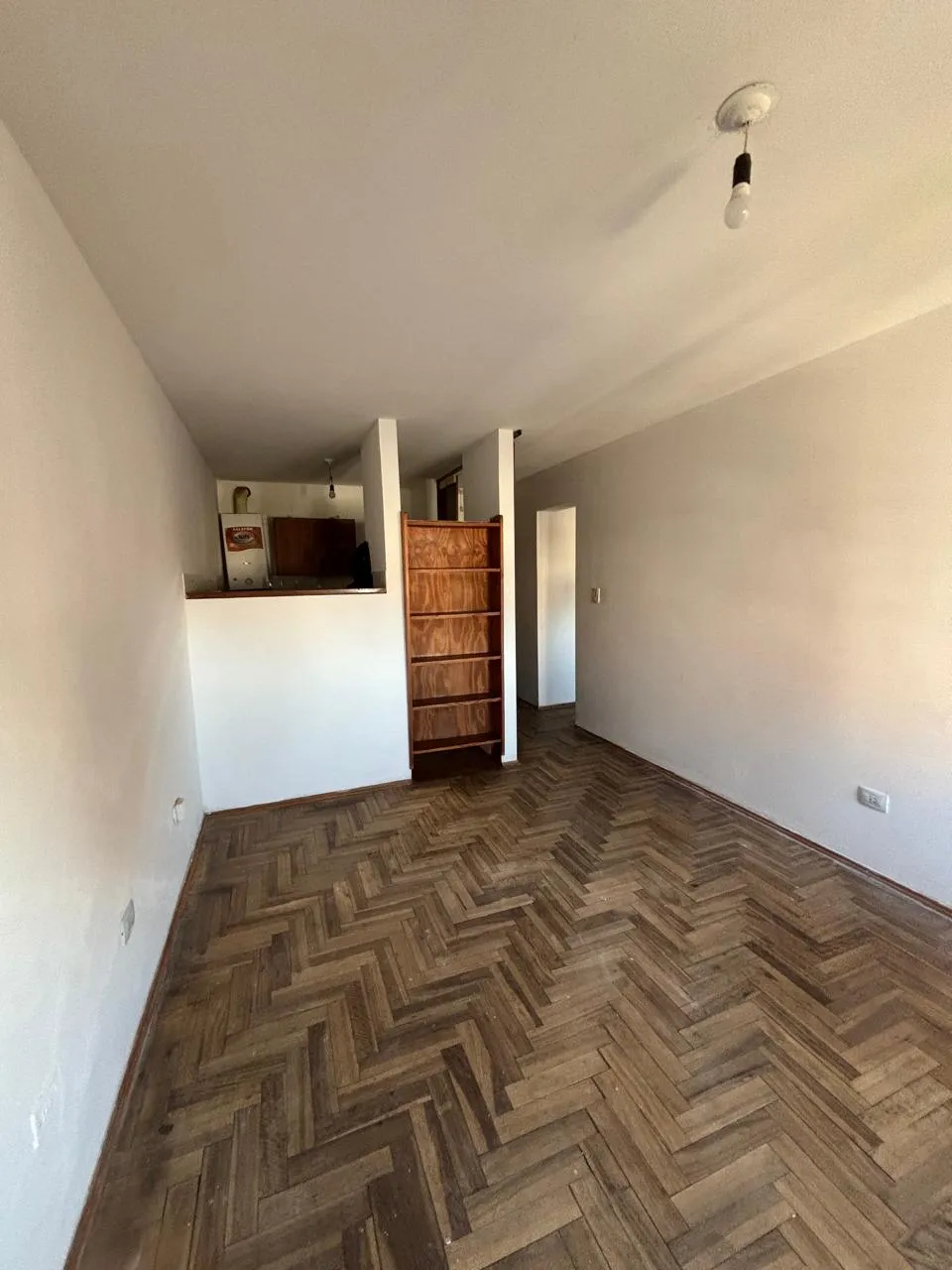 SOMA VENDE CENTRO DPTO 1 DORM SOBRE CAÑADA ZONA PATIO OLMOS