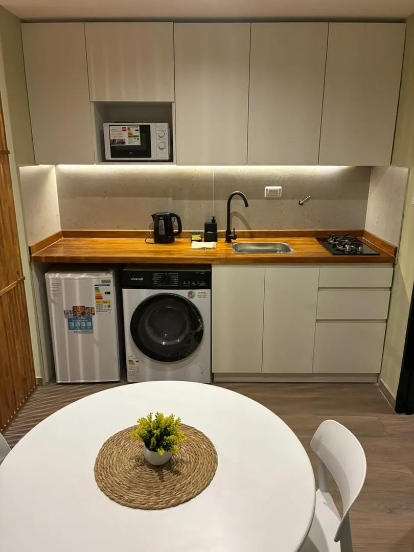 MONOAMBIENTE AMOBLADO EN VENTA - CENTRO - EXCELENTE UBICACION - RJ
