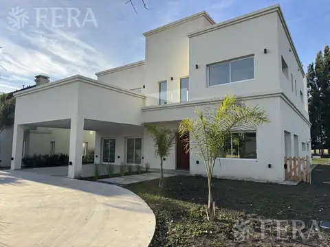 Casa en Venta en Countries y Barrios Cerrados en la Plata, Partido de La Plata