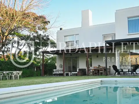 Casa en Venta en Las Liebres, Countries y Barrios Cerrados en Pilar