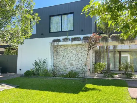 Casa en Venta en San Gabriel, Countries y Barrios Cerrados en Tigre