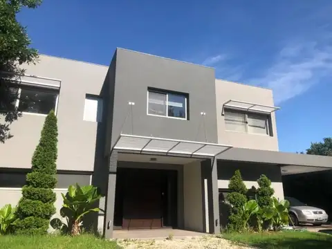 Casa en Venta en St. Mathews Village, Countries y Barrios Cerrados en Pilar