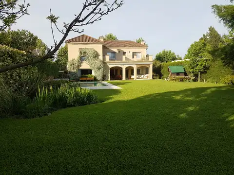 Casa en Venta en Los Ombues de Hudson, Countries y Barrios Cerrados en Guillermo Hudson