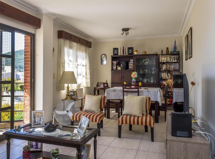 Departamento · 92m² · 4 Ambientes · 1 Cochera
