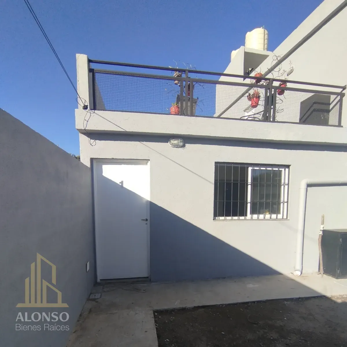 🏢 Departamento 1 Dormitorio con Patio📍calle Rafael Hortigueira 5715