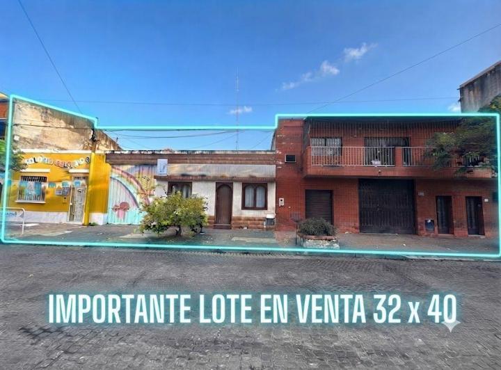 Terreno · 1280m²