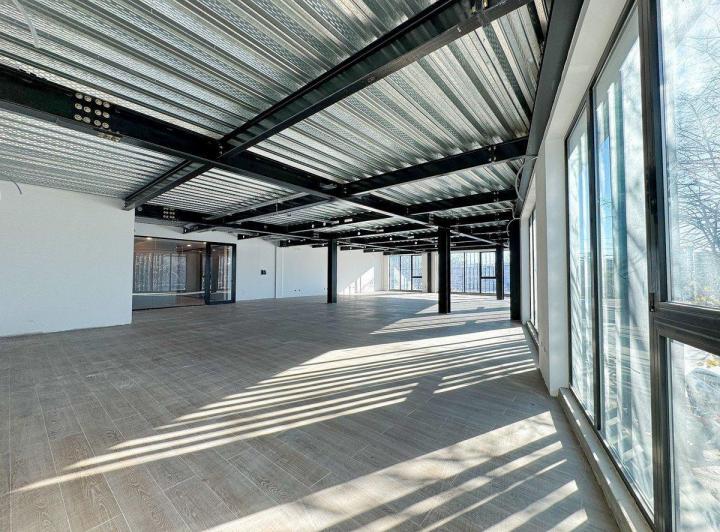 Oficina comercial · 58m² · 1 Cochera