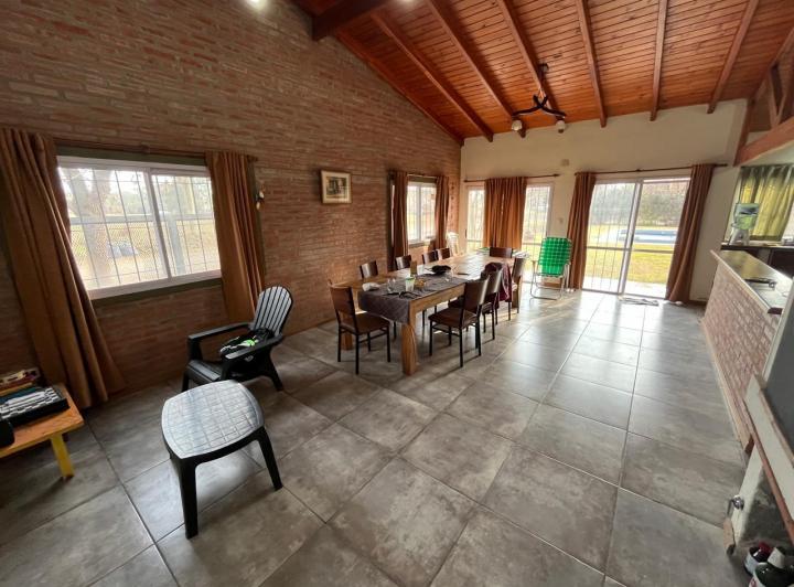 Casa · 82m² · 3 Ambientes · 1 Cochera