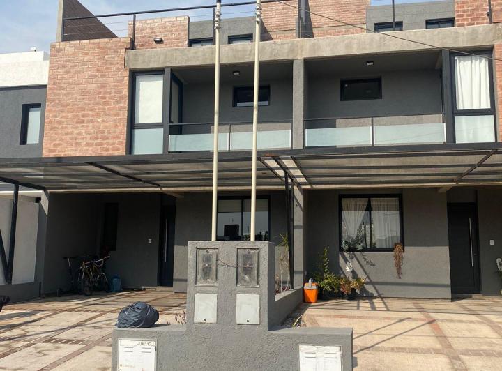 Departamento · 150m² · 7 Ambientes