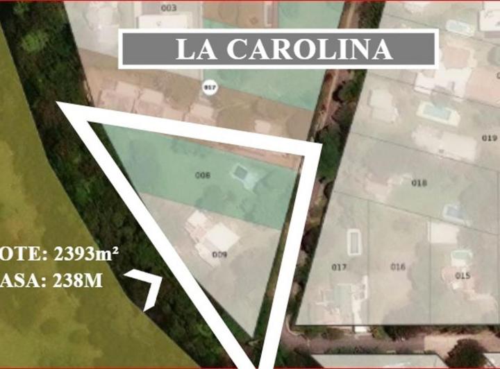 Casa · 238m² · 5 Ambientes · 3 Cocheras