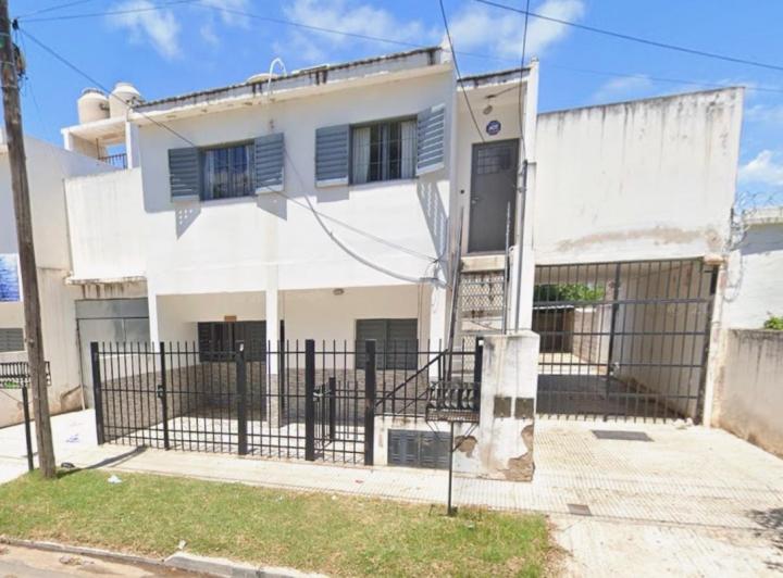 Casa · 175m² · 6 Ambientes · 2 Cocheras