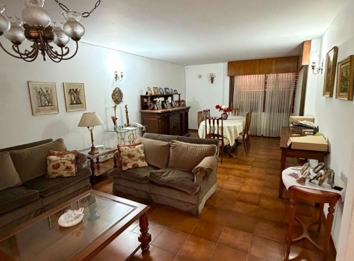 Casa · 220m² · 1 Ambiente