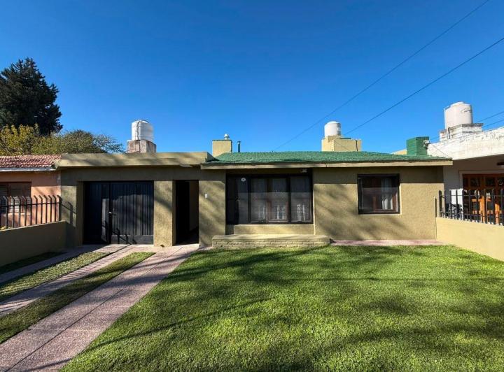 Casa · 224m² · 5 Ambientes · 1 Cochera