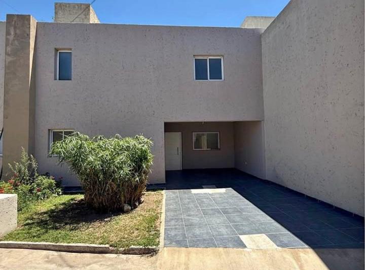 Casa · 116m² · 5 Ambientes