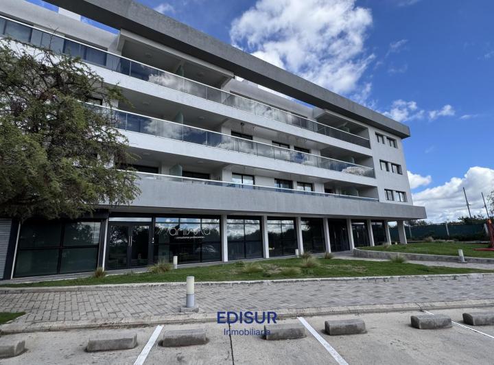 Departamento · 93m² · 4 Ambientes · 1 Cochera