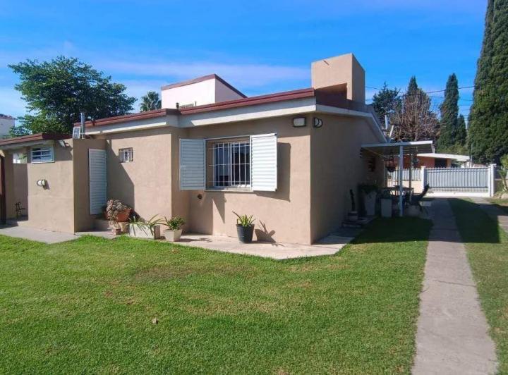 Casa · 231m² · 4 Ambientes · 1 Cochera