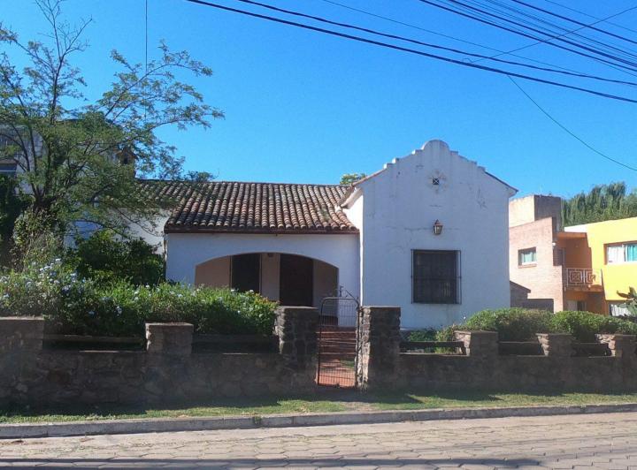 Casa · 136m² · 4 Ambientes · 1 Cochera