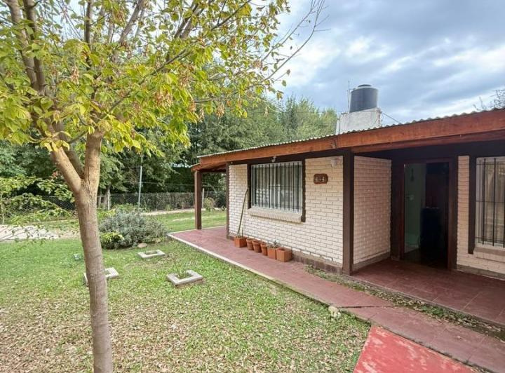 Casa · 150m² · 6 Ambientes · 4 Cocheras