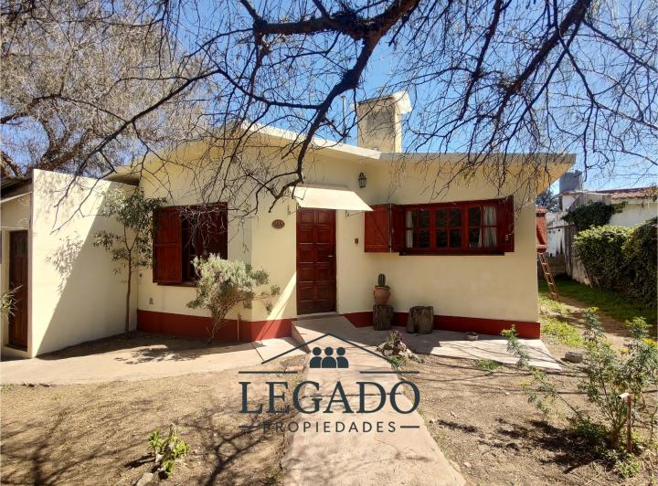 Casa · 150m² · 6 Ambientes · 1 Cochera