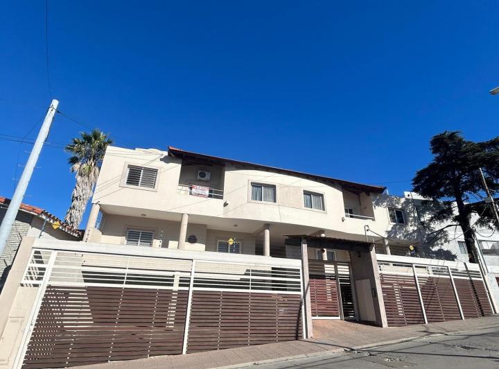 Departamento · 80m² · 2 Dormitorios · 1 Cochera