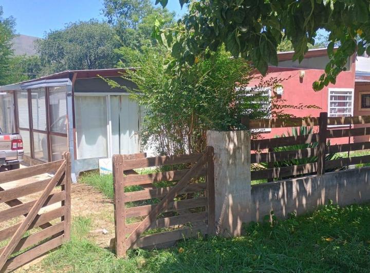 Casa · 134m² · 8 Ambientes · 1 Cochera