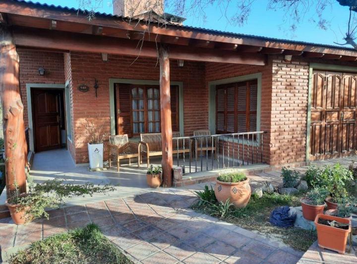 Casa · 72m² · 3 Ambientes · 1 Cochera