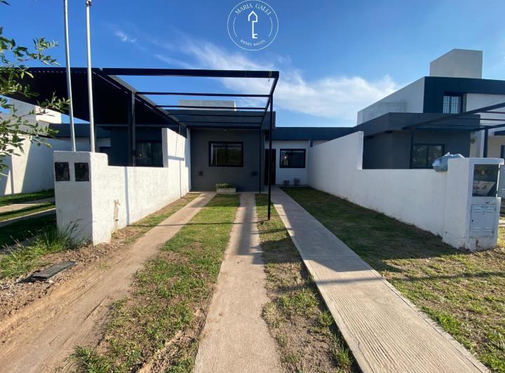 Casa · 68m² · 4 Ambientes